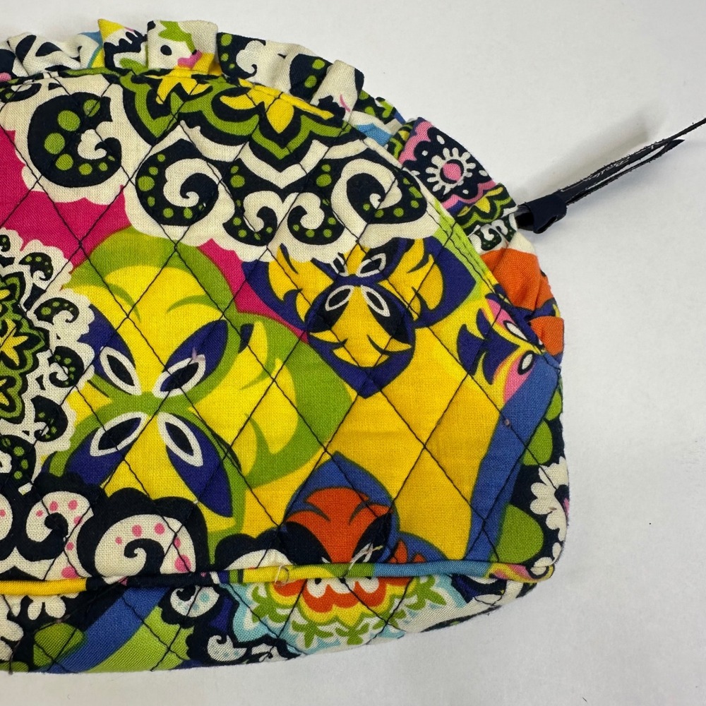 Vera Bradley Rio Pattern Colorful Makeup Bag Ruffle - Picture 11 of 13